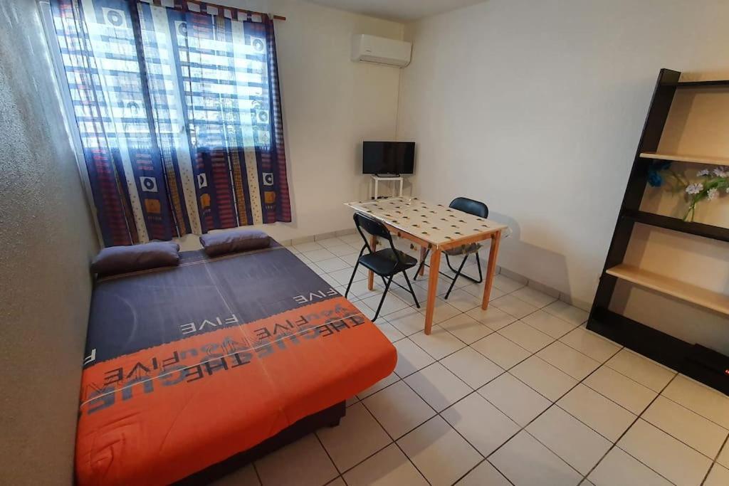 972D6 - Kaymit - Studio 20M2 Шелшер Екстериор снимка